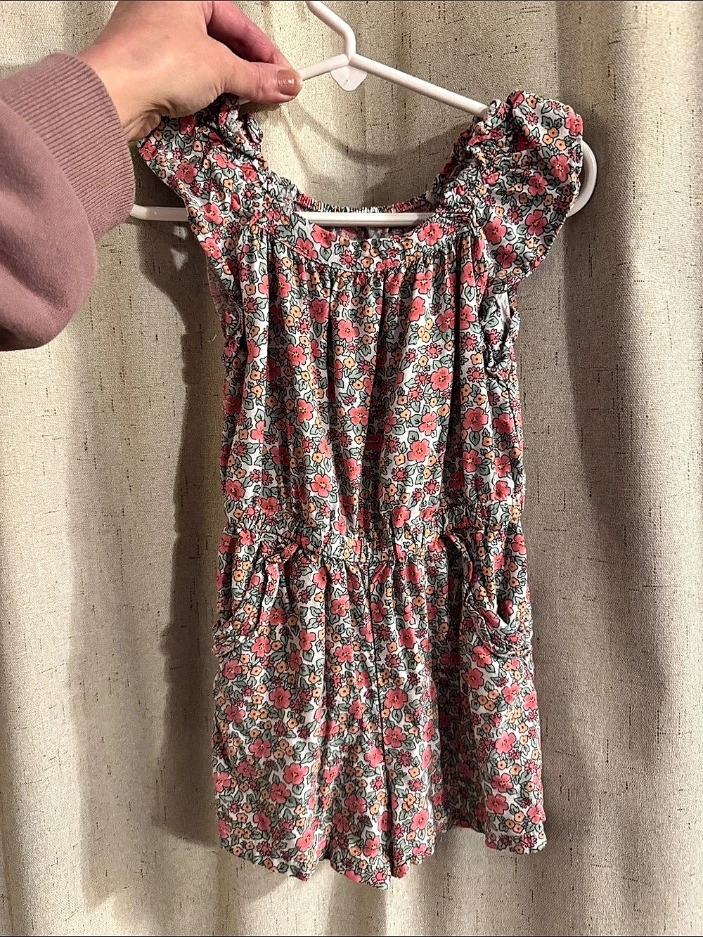 Cat & Jack Floral Romper in Red & Gray Girls 2T Like New